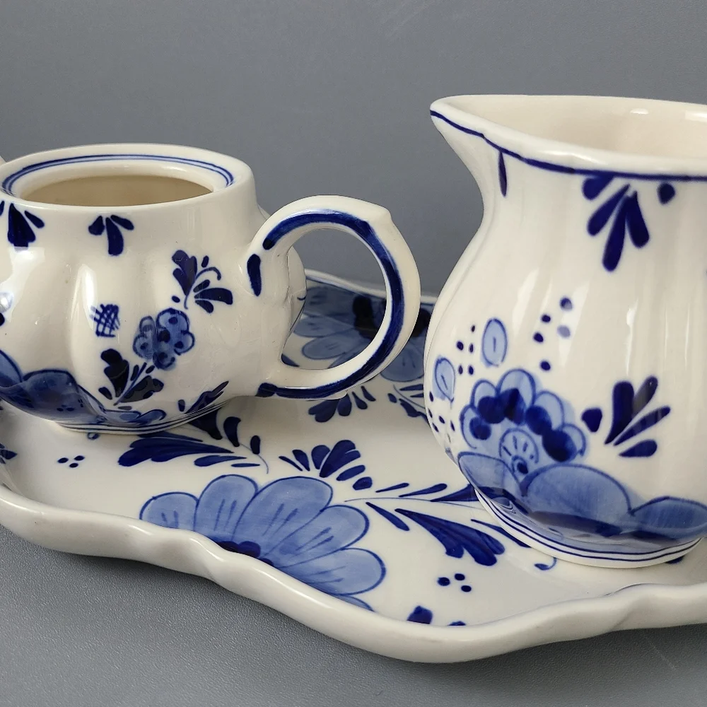 Delftsblauw Blue White Handpainted Vintage Creamer Sugar Tray Set